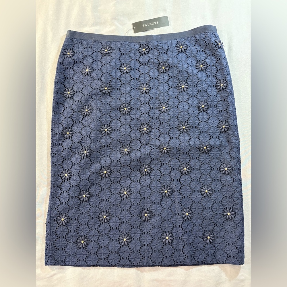 Talbots Pencil Skirt Blue Embroidered Eyelet Studded Floral Sz 8 NWT Career Chic